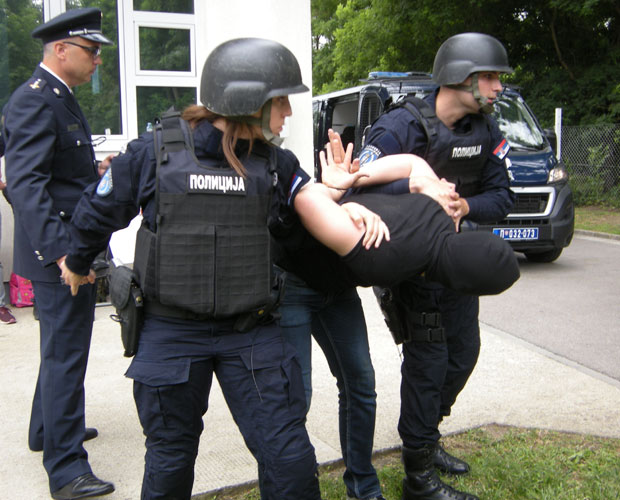 Бескућник умро после батина